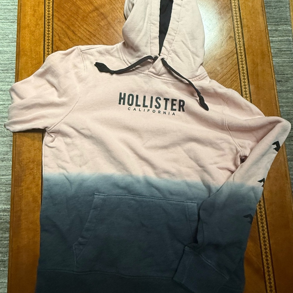 Hollister Pink and Gray Ombre Sweater